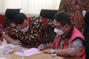 Jampidsus Serahkan 7 Berkas Perkara Tipikor PT. Asabri Kepada Jampidum